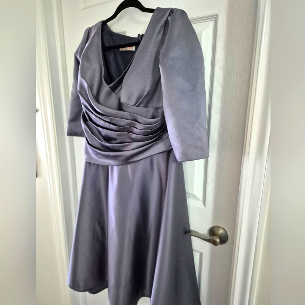 Elegant Satin Purple Women's Dress. J J House Dress. Size 18